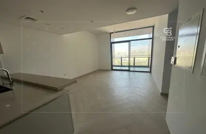 Empty Room image for: Apartment - 1 Bedroom - 2 Bathrooms for rent in Wilton Park Residences - Mohammed Bin Rashid City - Dubai, Image 1