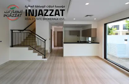 Apartment - 5 Bedrooms - 4 Bathrooms for rent in Greenwoods - DAMAC Hills - Dubai