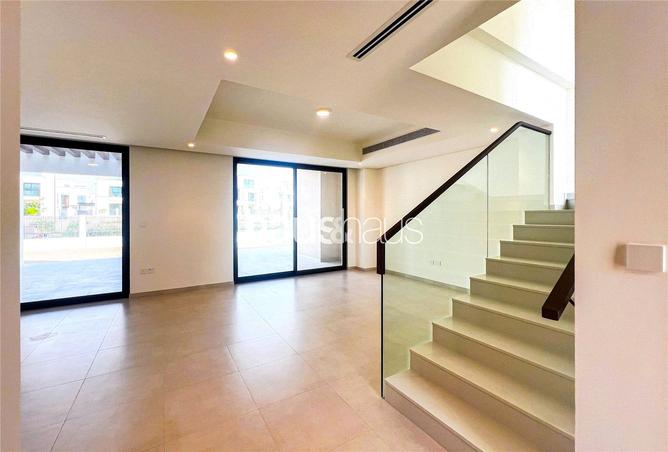 15718668 - صورة العقار 3