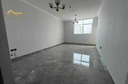 Apartment - 3 Bedrooms - 3 Bathrooms for rent in Al Majaz 2 - Al Majaz - Sharjah Apartment - 3 Bedrooms - 3 Bathrooms for rent in Al Majaz 2 - Al Majaz - Sharjah