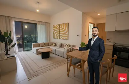 Apartment - 1 Bedroom - 1 Bathroom for sale in Burj Royale - Downtown Dubai - Dubai