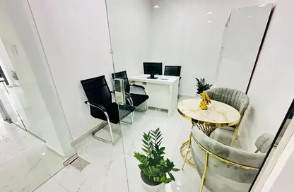 مكتب - استوديو - 1 حمام للايجار في ريم ريزدنسي - الكرامة - دبي