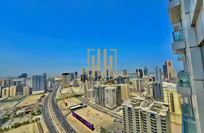 شقة - 3 غرف نوم - 4 حمامات للايجار في برج جولدن ساندز - النهدة - الشارقة