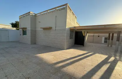 Apartment - 7+ Bedrooms - 7+ Bathrooms for rent in Samnan - Halwan - Sharjah