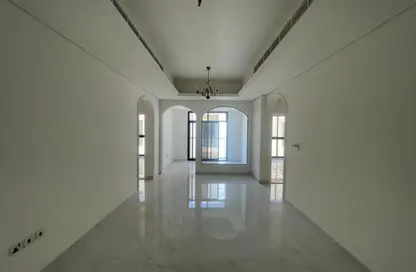 شقة - 3 غرف نوم - 3 حمامات للايجار في 2 المويهات - المويهات - عجمان