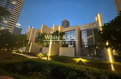 Apartment - 3 Bedrooms - 6 Bathrooms for rent in Boulevard Point - Downtown Dubai - Dubai