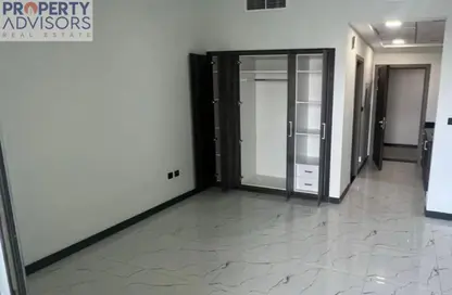 شقة - 1 حمام للايجار في برج روكان B - برج روكان - دبي لاند - دبي