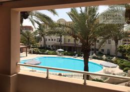 صورةحوض سباحة لـ: شقة - 2 غرف نوم - 3 حمامات للبيع في C بناية - شقق الحدائق - مجتمع الحدائق - دبي, صورة 1