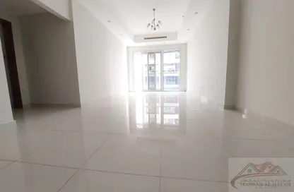 Apartment - 2 Bedrooms - 3 Bathrooms for rent in Sahara Tower 4 - Sahara Complex - Al Nahda - Sharjah