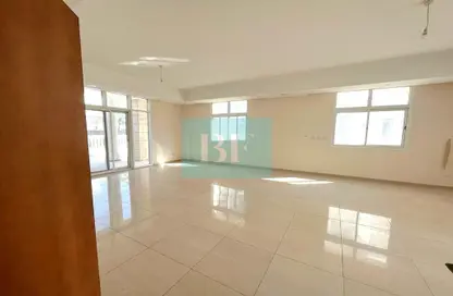 Empty Room image for: Villa - 4 Bedrooms - 6 Bathrooms for rent in Al Forsan Village - Khalifa City - Abu Dhabi, Image 1