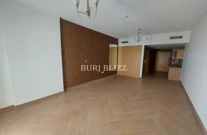 Apartment - Studio - 1 Bathroom for rent in May Residence - Jumeirah Village Circle - Dubai