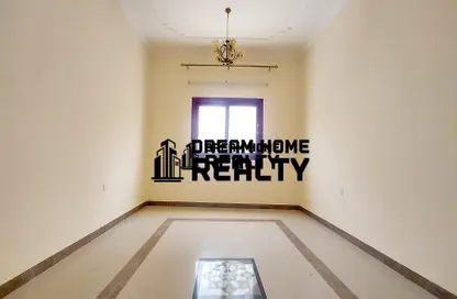 Apartment - 2 Bedrooms - 2 Bathrooms for rent in Al Khan 9 building - Al Khan - Sharjah
