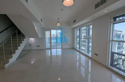 Apartment - 5 Bedrooms - 6 Bathrooms for rent in Al Seef - Al Raha Beach - Abu Dhabi