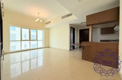 شقة - غرفة نوم - 2 حمامات للايجار في الوليد بي إيه 03 - البرشاء 1 - البرشاء - دبي