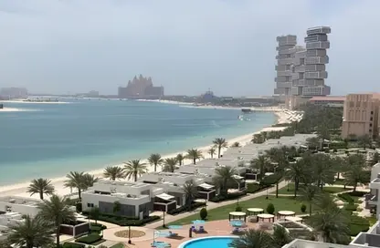 Apartment - 2 Bedrooms - 3 Bathrooms for sale in Ellington Beach House - Palm Jumeirah - Dubai
