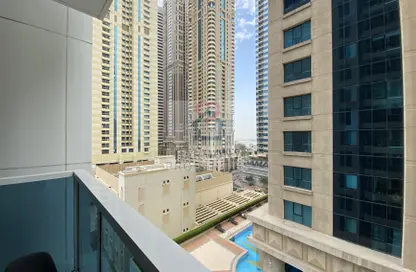 Apartment - 1 Bedroom - 2 Bathrooms for rent in Marina Arcade Tower - Dubai Marina - Dubai