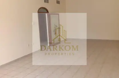 Apartment - 2 Bedrooms - 2 Bathrooms for rent in Corniche Tower - Ajman Corniche Road - Ajman