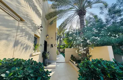 Townhouse - 2 Bedrooms - 3 Bathrooms for sale in Springs 1 - The Springs - Dubai