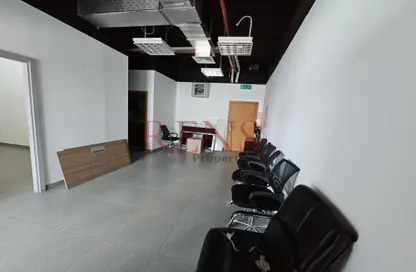Office Space - Studio - 2 Bathrooms for rent in Capital Golden Tower - Business Bay - Dubai