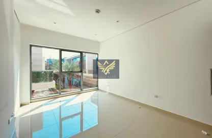 Apartment - 1 Bedroom - 2 Bathrooms for rent in Lamar - Jumeirah 3 - Jumeirah - Dubai Apartment - 1 Bedroom - 2 Bathrooms for rent in Lamar - Jumeirah 3 - Jumeirah - Dubai