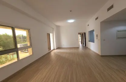 Apartment - 2 Bedrooms - 3 Bathrooms for rent in Al Thamam 41 - Al Thamam - Remraam - Dubai Land - Dubai