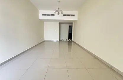 شقة - غرفة نوم - 2 حمامات للايجار في إطلالة ريزيدنس 1 - اطلاله ريزيدينس - مجمع دبي ريزيدنس - دبي