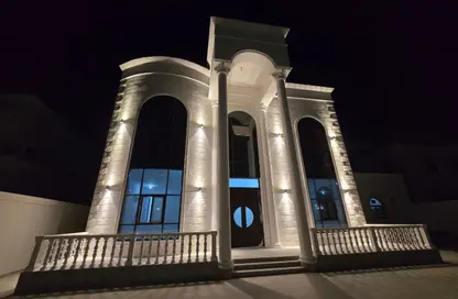 Villa - 7 Bedrooms - 7+ Bathrooms for rent in Madinat Al Riyad - Abu Dhabi