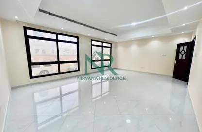 Apartment - 3 Bedrooms - 4 Bathrooms for rent in Al Mushrif - Abu Dhabi