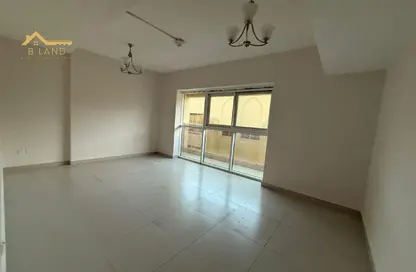 Apartment - 1 Bedroom - 2 Bathrooms for rent in Al Mahatta Building - Al Mahatta - Al Qasimia - Sharjah