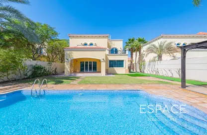 Pool image for: Villa - 4 Bedrooms - 5 Bathrooms for sale in Legacy - Jumeirah Park - Dubai, Image 1