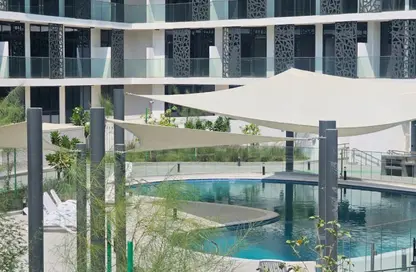 Townhouse - 3 Bedrooms - 4 Bathrooms for rent in The Gate - Masdar City - Abu Dhabi