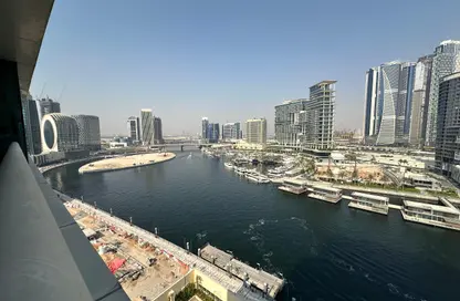شقة - 1 حمام للايجار في داماك مايسون كانال فيوز - الخليج التجاري - دبي