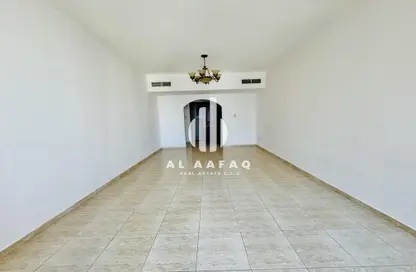 شقة - 2 غرف نوم - 3 حمامات للايجار في برج منازل 2 - شارع التعاون - التعاون - الشارقة