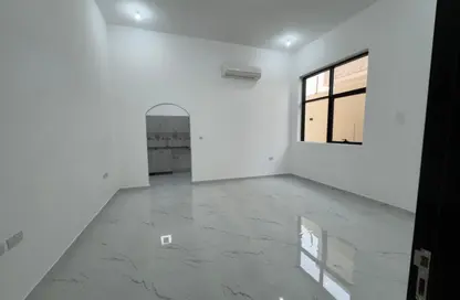 شقة - 1 حمام للايجار في مدينة الرياض - أبوظبي