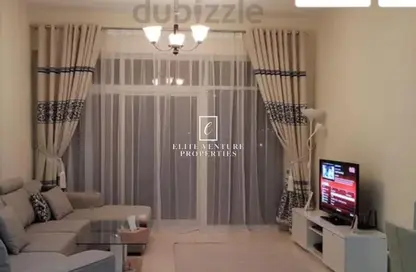 شقة - 2 غرف نوم - 3 حمامات للبيع في رويال ريزيدنس 2 - رويال ريزدنس - مدينة دبي الرياضية - دبي