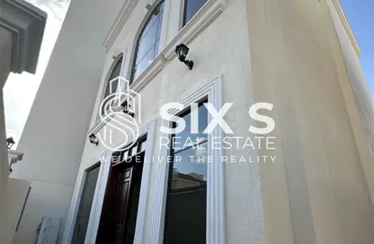 Villa - 6 Bedrooms - 7 Bathrooms for sale in Muroor Area - Abu Dhabi
