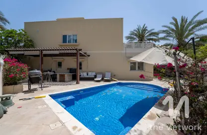 Villa - 4 Bedrooms - 4 Bathrooms for rent in Meadows 1 - Meadows - Dubai