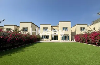 فيلا - 3 غرف نوم - 4 حمامات للايجار في التراث - جميرا بارك - دبي