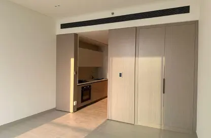 Apartment - Studio - 1 Bathroom for rent in Binghatti Phoenix - Jumeirah Village Circle - Dubai
