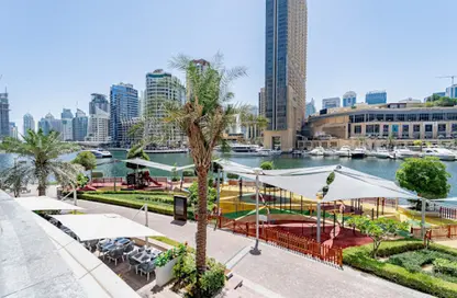 Retail - Studio - 2 Bathrooms for rent in Bay Central 3 - Dubai Marina - Dubai