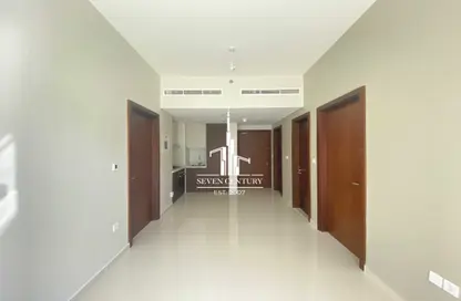 شقة - 2 غرف نوم - 2 حمامات للايجار في مساكن ريفا - الخليج التجاري - دبي