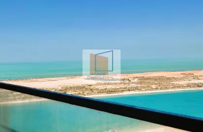Apartment - 3 Bedrooms - 4 Bathrooms for rent in Landmark Tower - Corniche Road - Abu Dhabi