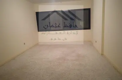Apartment - 4 Bedrooms - 4 Bathrooms for rent in Al Najda Street - Abu Dhabi