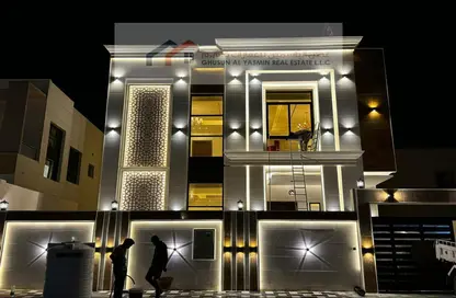 Villa - 6 Bedrooms - 7 Bathrooms for sale in Al Yasmeen - Ajman