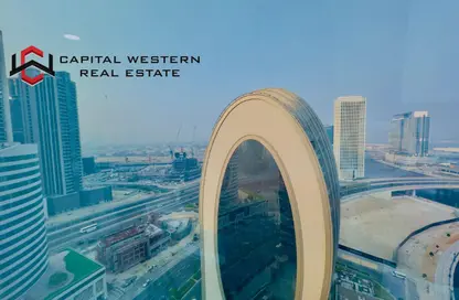 مكتب - استوديو للايجار في B2B  برج - الخليج التجاري - دبي