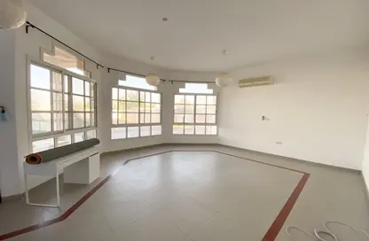 Empty Room image for: Apartment - 3 Bedrooms - 5 Bathrooms for rent in Al Shuaibah - Al Rawdah Al Sharqiyah - Al Ain, Image 1