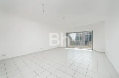 Apartment - 3 Bedrooms - 4 Bathrooms for rent in Marina Tower - Dubai Marina - Dubai