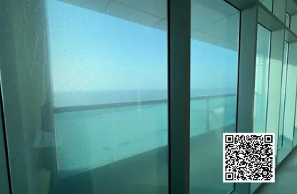 شقة - 2 غرف نوم - 2 حمامات للبيع في مساكن كورنيش عجمان - طريق كورنيش عجمان - عجمان