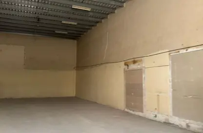Warehouse - Studio for rent in Mussafah - Abu Dhabi