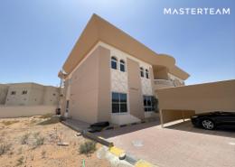 Villa - 4 bedrooms - 6 bathrooms for rent in Gafat Al Nayyar - Zakher - Al Ain